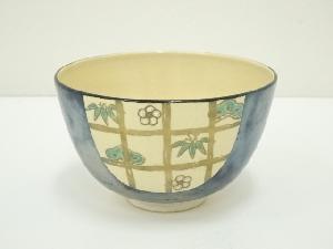 京焼　清閑寺窯造　色絵松竹梅茶碗